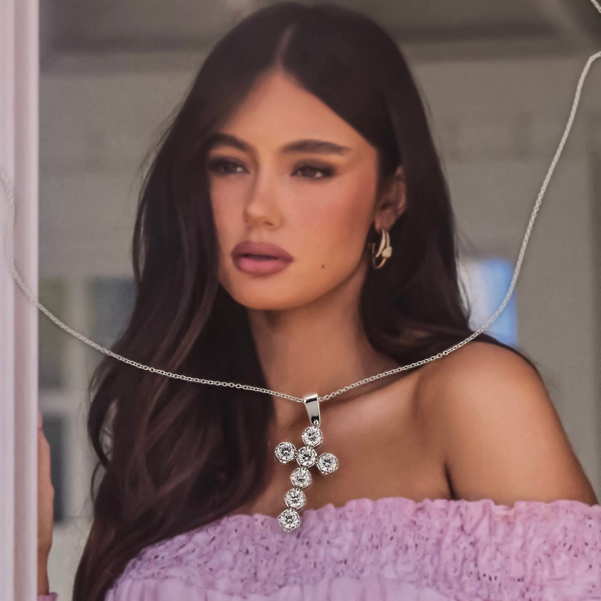 Pandant Cruce din aur alb de 18k cu 7 diamante albe 0.78ct