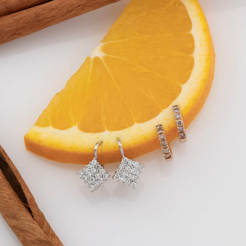 Cercei cu diamante albe din aur alb de 18k