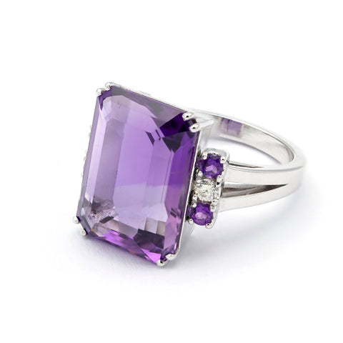 Inel de logodna Amethyst 10.30ct din aur alb de 18K