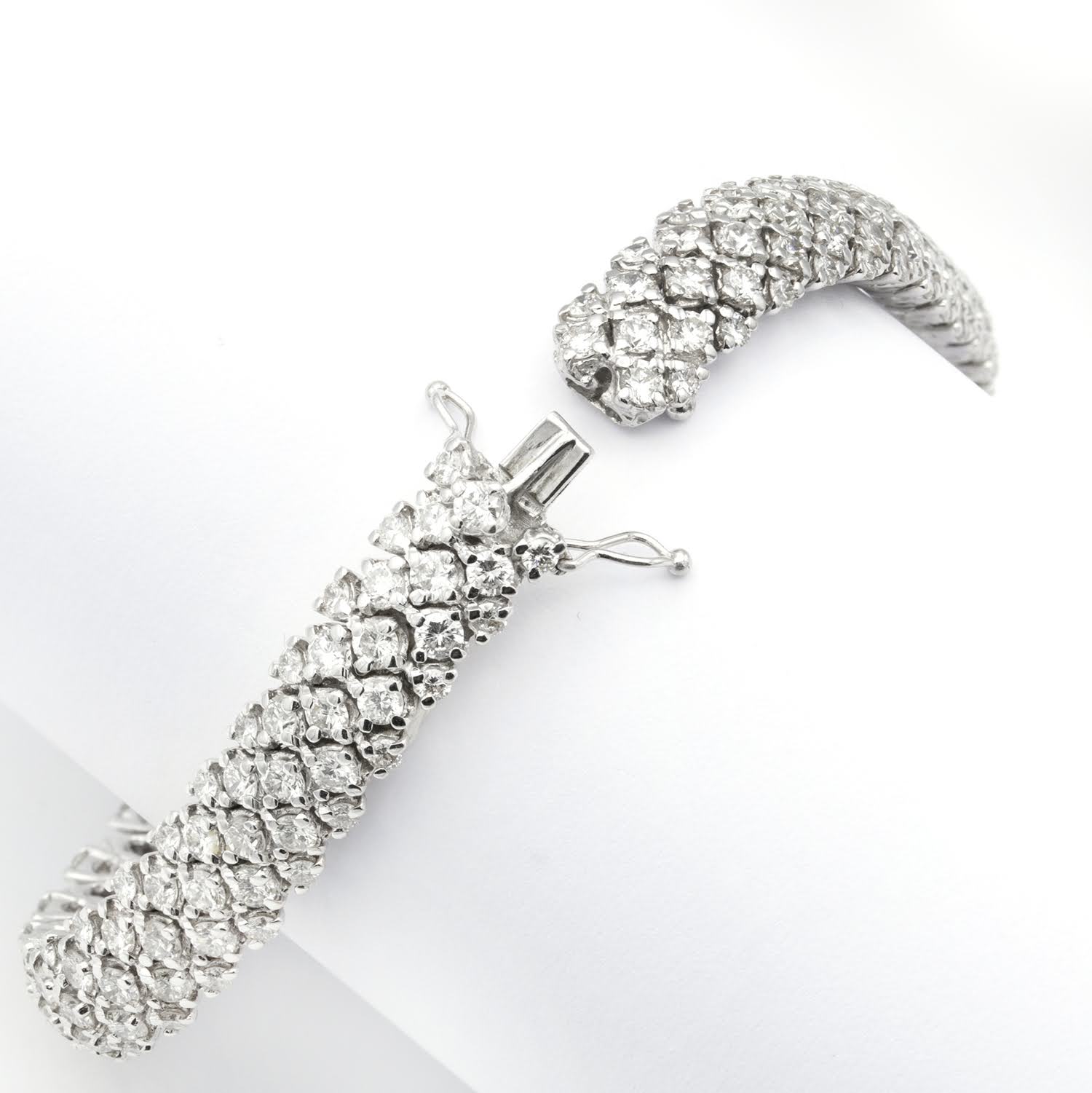 Braided Round Brilliants 12.21ct Bracelet – New York Collection
