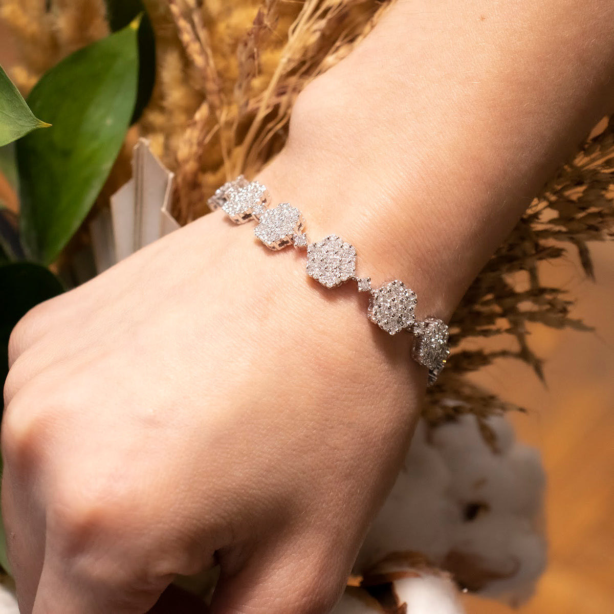 Tennis bracelet with 1.50ct black diamonds in 18K gold