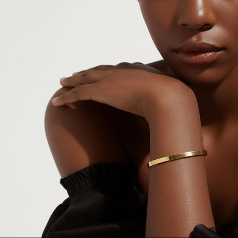 Simple 18K white gold bracelet