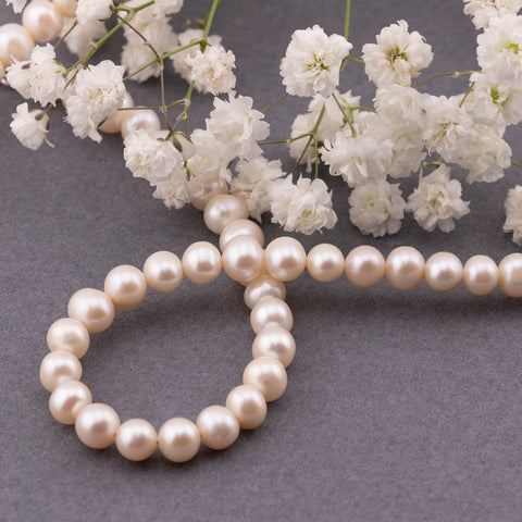 Bratara Perle Albe de cultura si 2 bilute aur alb inchidere aur alb 14k