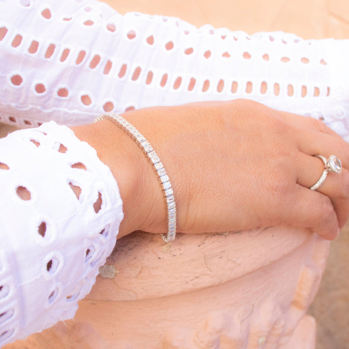 Tennis bracelet with 1.50ct black diamonds in 18K gold