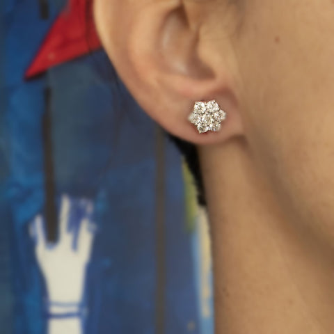 Cercei Floare cu diamante albe 2.04ct din aur alb de 18k