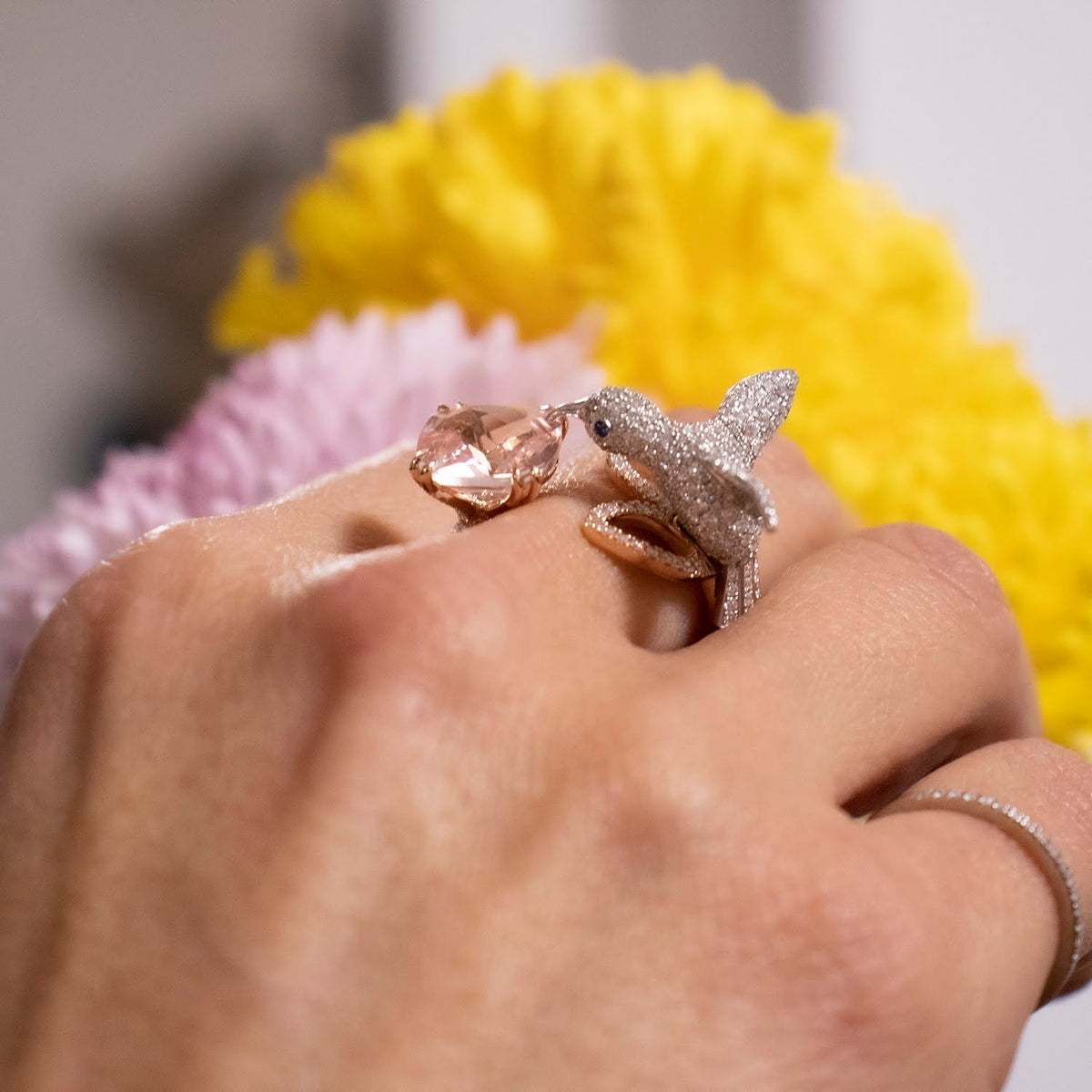 Inel Colibri cu Morganit 2.30ct si diamante 1.49ct din aur roz de 18k