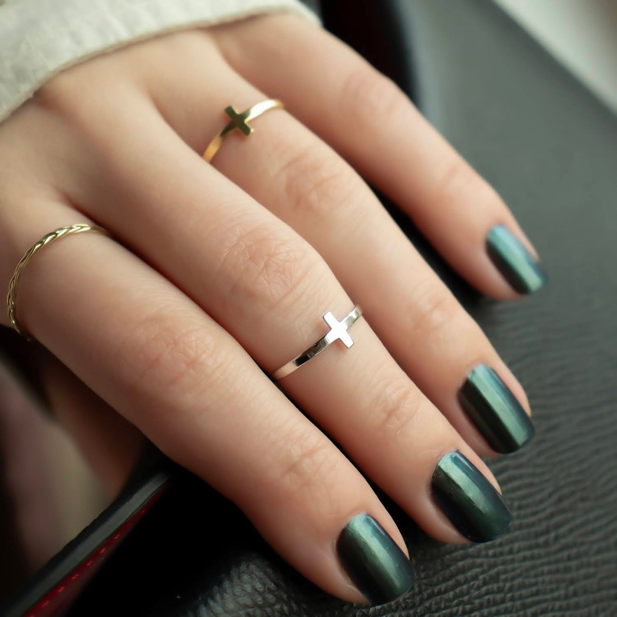 Cross ring 14K white gold