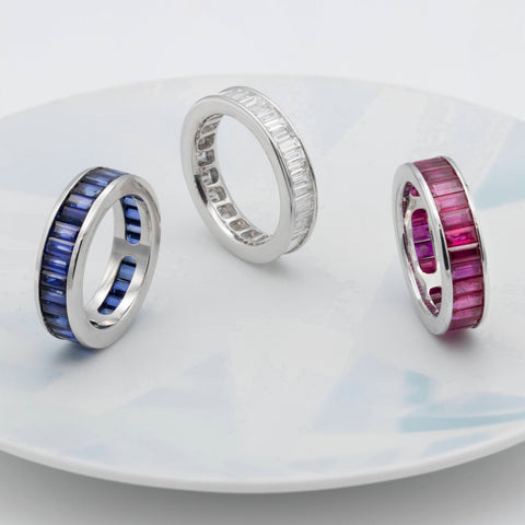 Inel Eternity cu safire 5.15ct din aur alb de 18k