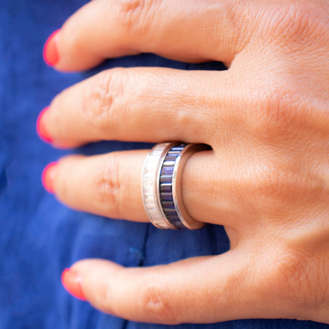 Inel Eternity cu safire 5.15ct din aur alb de 18k