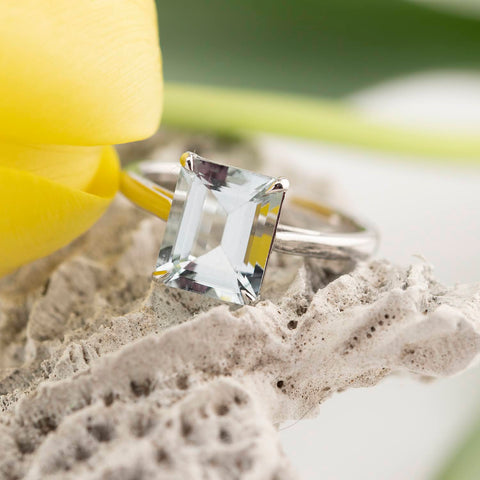 Inel cu Aquamarine 2.94ct din aur alb de 14K