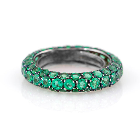 Inel pave 4.50ct smaralde din aur alb 18k