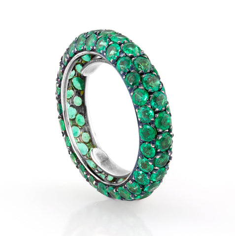 Inel pave 4.50ct smaralde din aur alb 18k