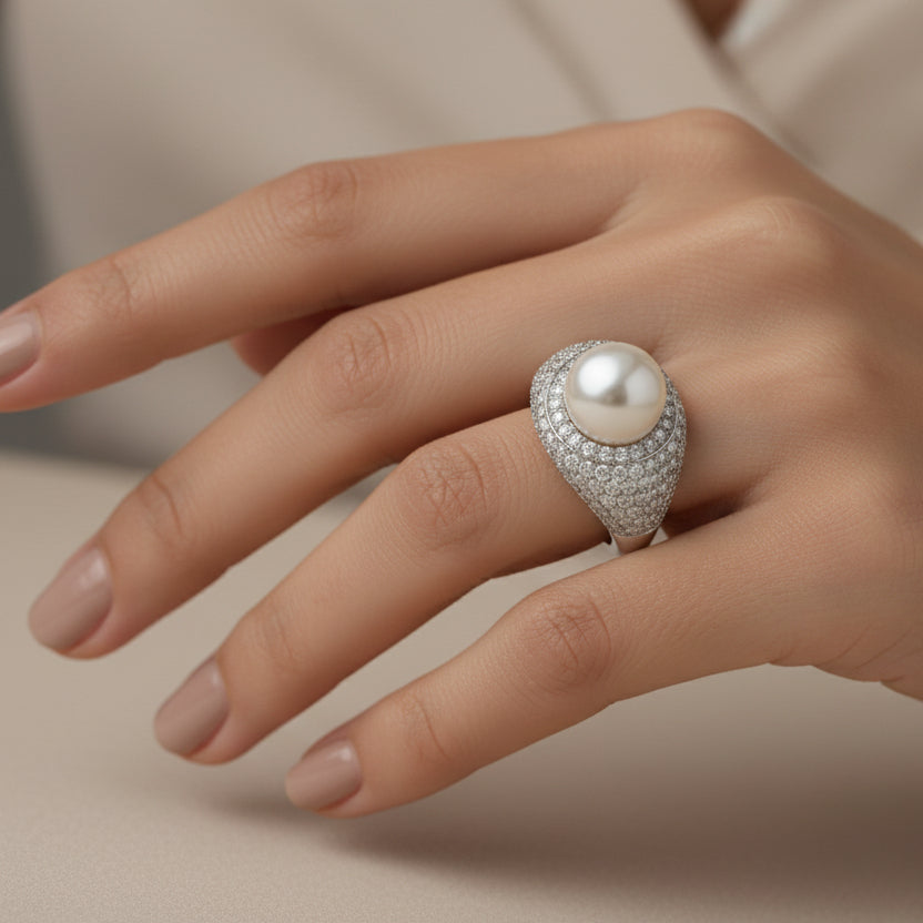 Inel signet cu perla si 2.02ct diamante din aur alb 18k