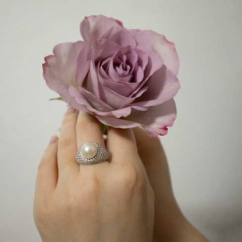 Inel signet cu perla si 2.02ct diamante din aur alb 18k