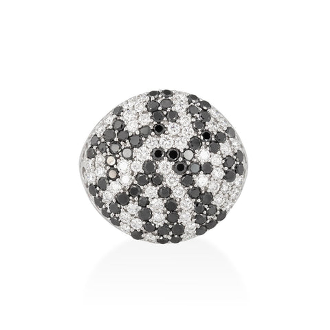 Inel cu diamante albe si negre 1.95ct din aur alb de 18k