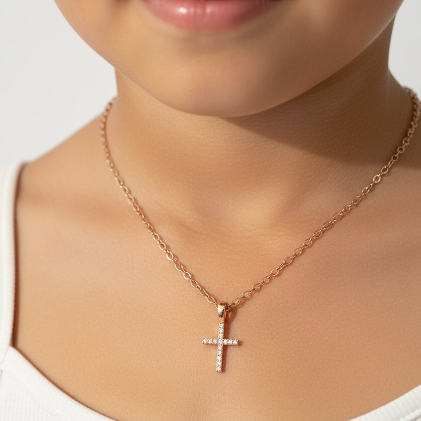 18k yellow gold 3D Star pendant chain with 1.25mm diamonds