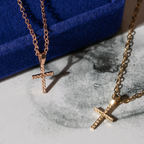 18k yellow gold 3D Star pendant chain with 1.25mm diamonds