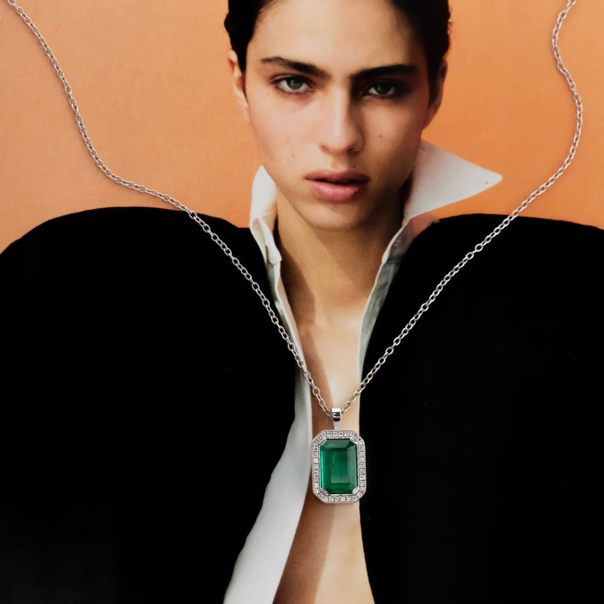 18k yellow gold 3D Star pendant chain with 1.25mm diamonds