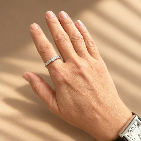 18K white gold engagement ring with 0.50ct diamonds