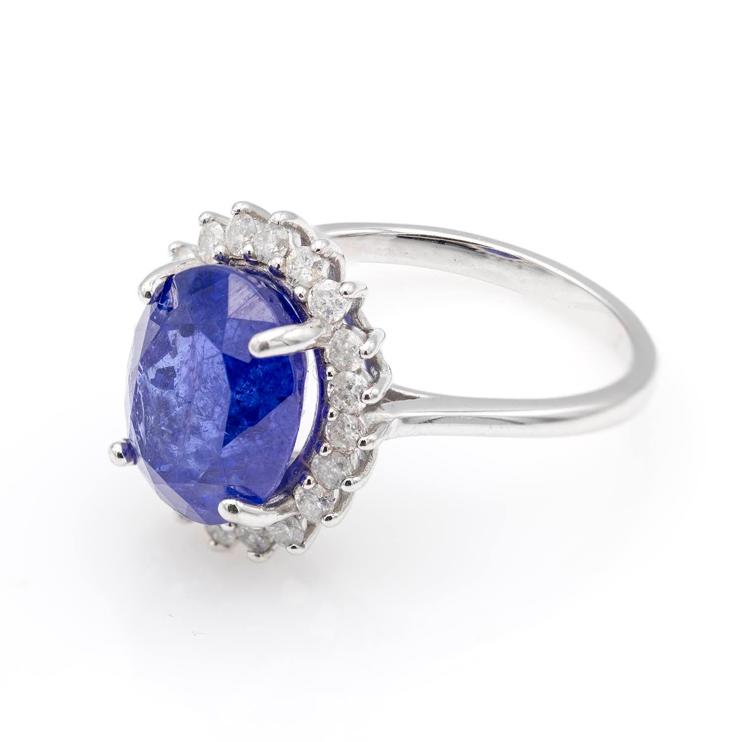 Tanzanite and Diamond Ring –  Paris Collection