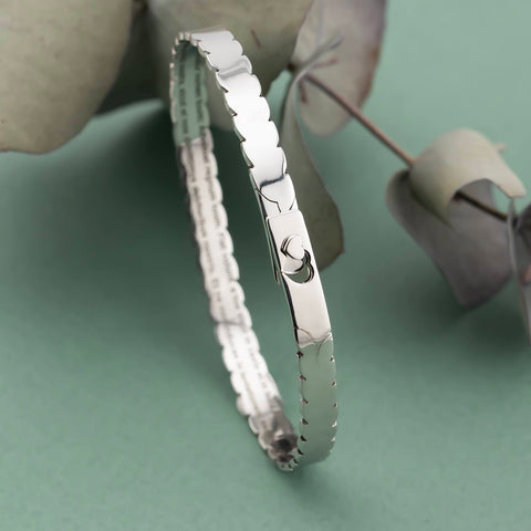 Simple 18K white gold bracelet