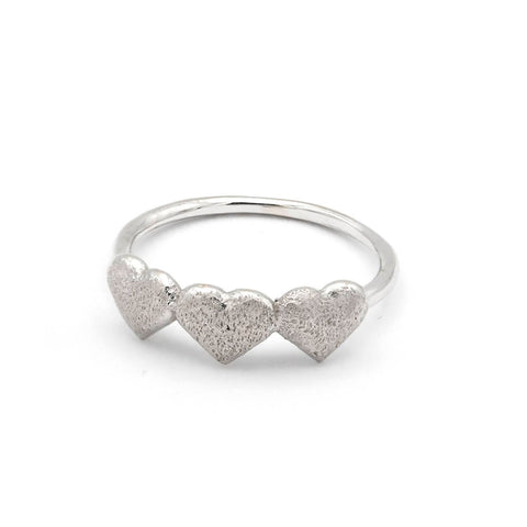 18K white gold Hearts ring