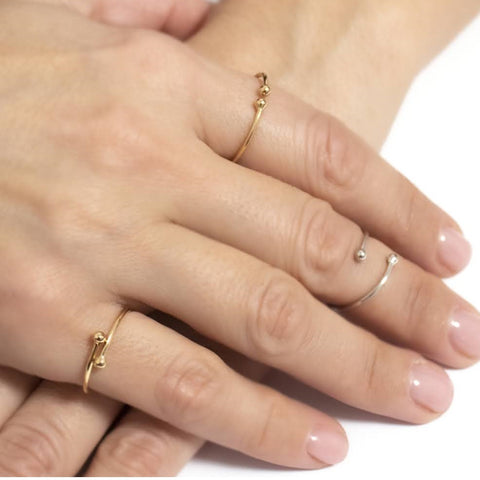 14K white gold Dot ring